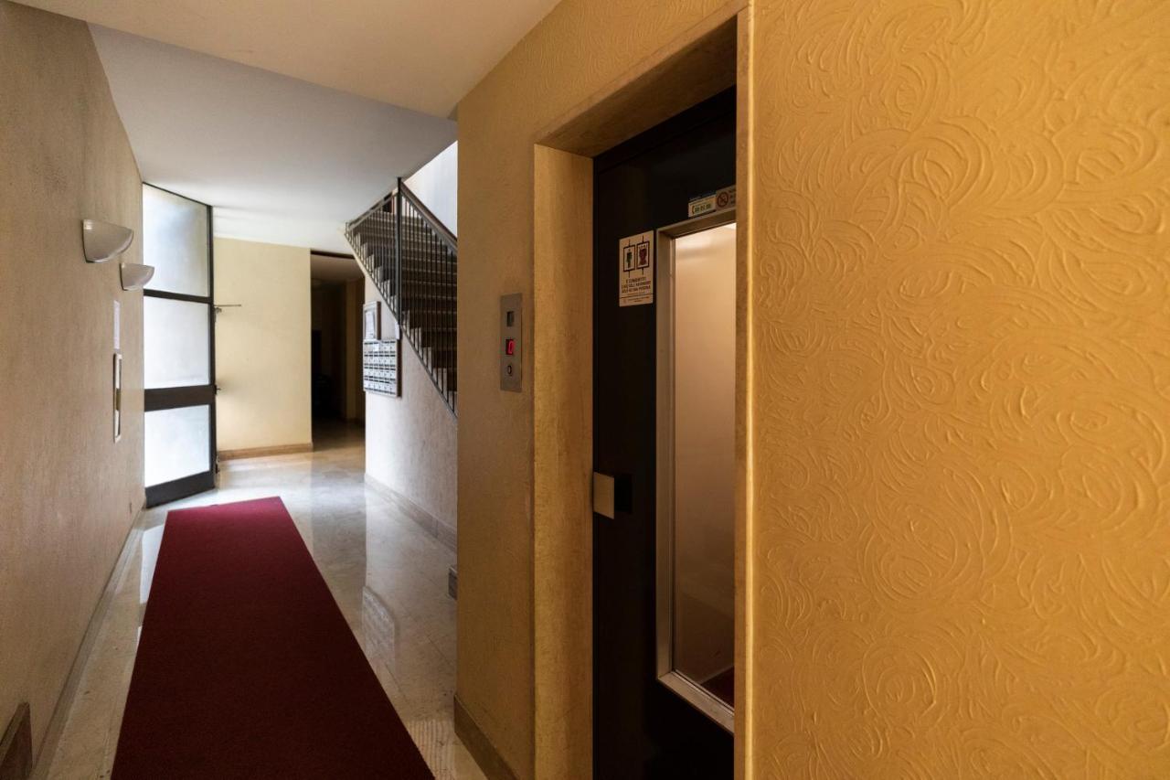 De Angeli - 2 Bedroom *